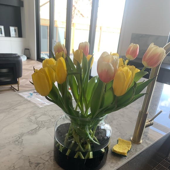 Meet your Posher, Jen - Picture 1 of 1